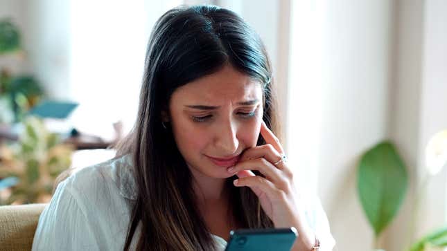 Crush Not Texting You Because His Feelings So Strong That They Scare Him, Finds Imaginary Study