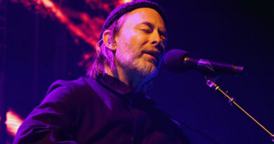 Thom Yorke challenges pro-Palestinian protester at Australian gig